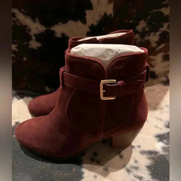 Diba Stitch Fix Sleek Bootie Burgundy NEW without box sizes 8 & 8.5 - Picture 2 of 5